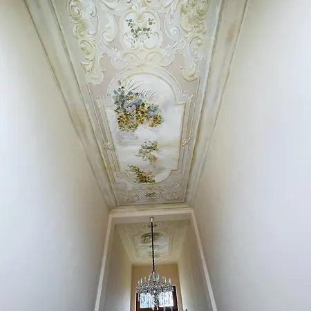Palais Ewald アパート ヘルツォーゲンブルク